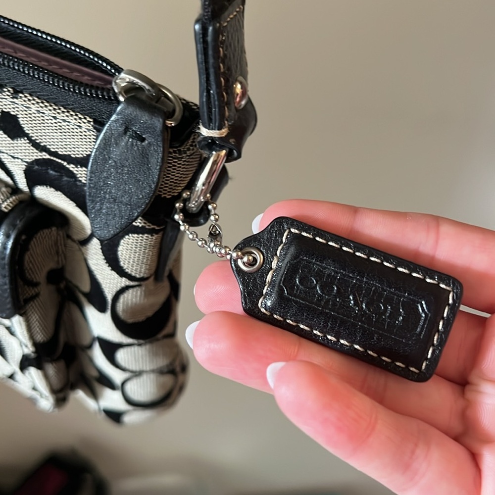 Black Coach Crossbody Bag - Picture 2 of 5